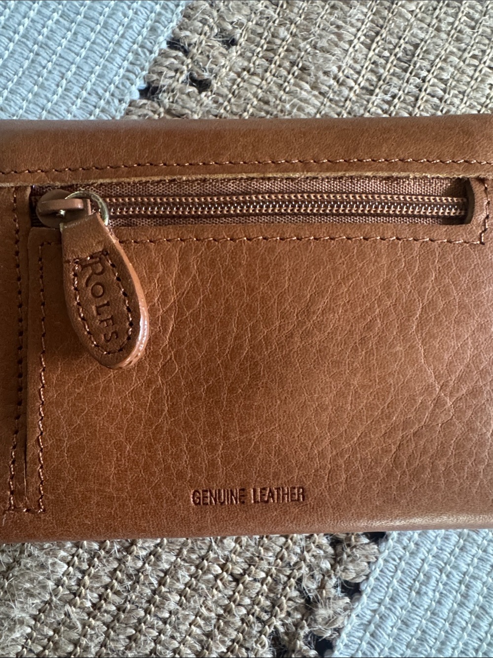 Rolf’s Compact Brown Leather Wallet - Picture 4 of 4